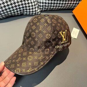 Louis Vuitton baseball cap
